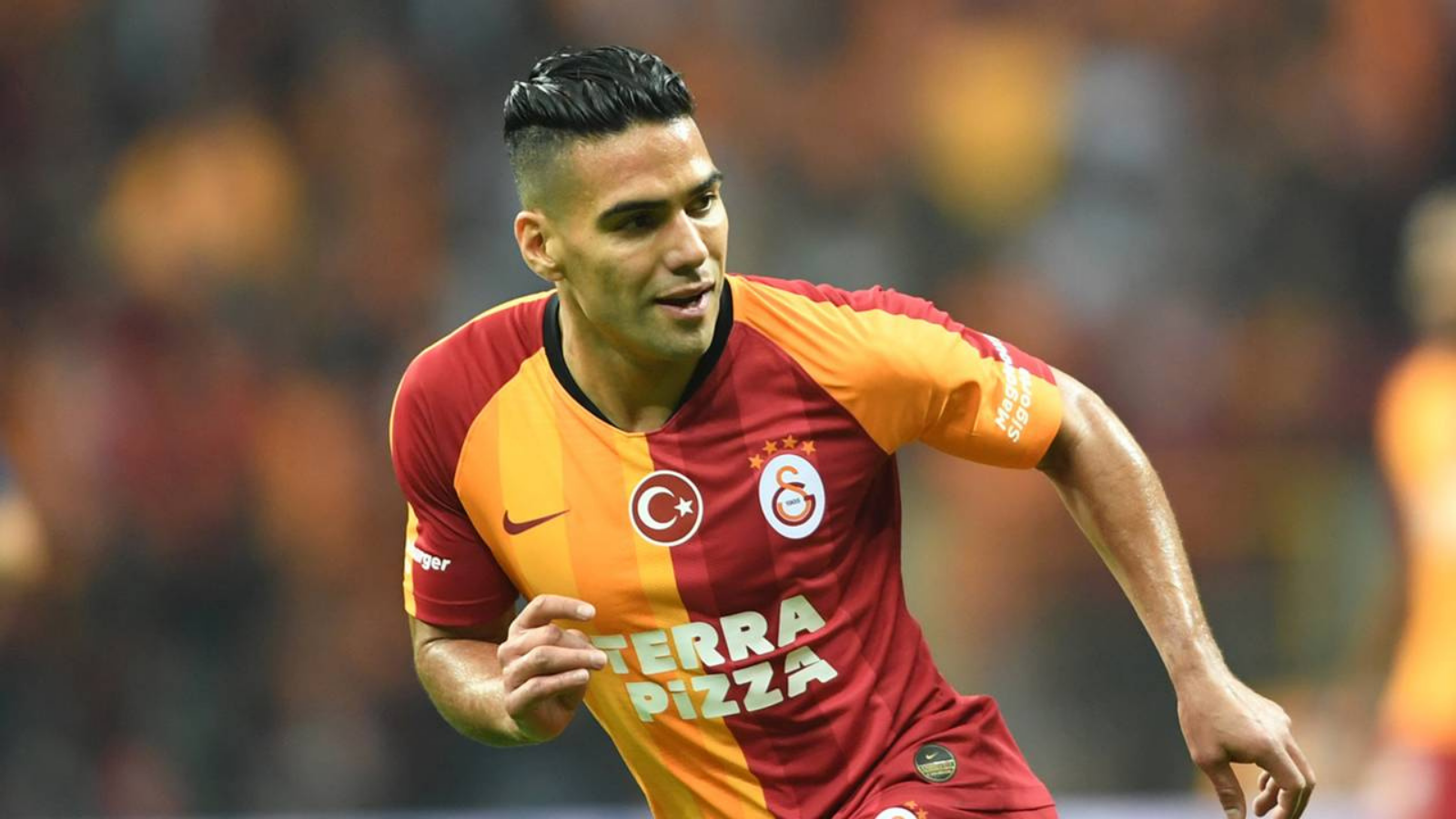 Radamel Falcao gidiyor mu